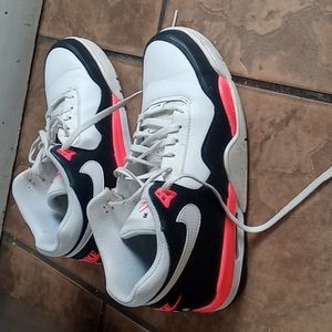 Size 11 orange and black flights